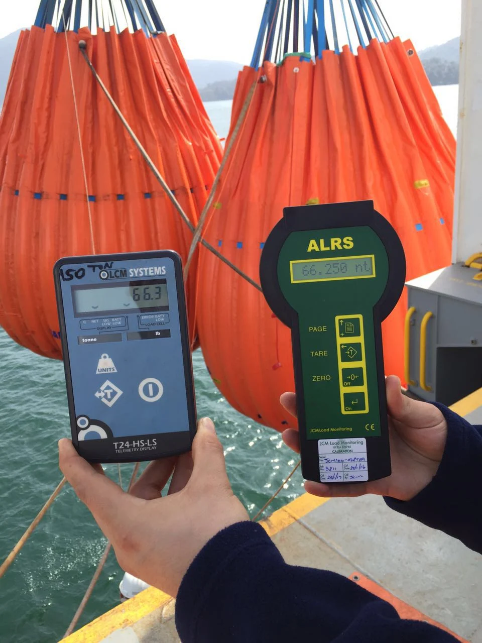 Digital load-cell readings during a water-bag load test